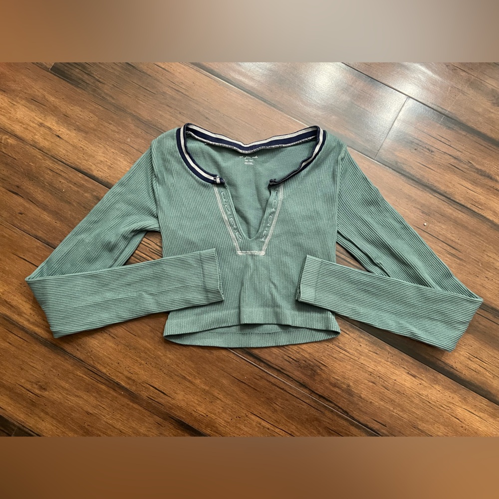 URBAN OUTFITTERS SEAMLESS LONGSLEEVE